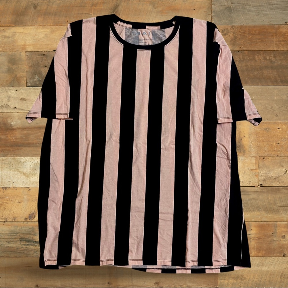 The Rail Striped Tee  Black/Pink Size XXL